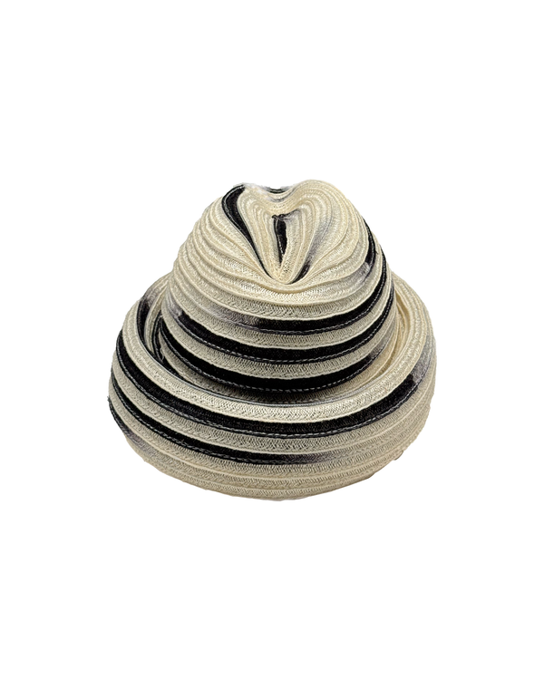 EOS90 - RUSSIAN CUFF HAT - L/XL