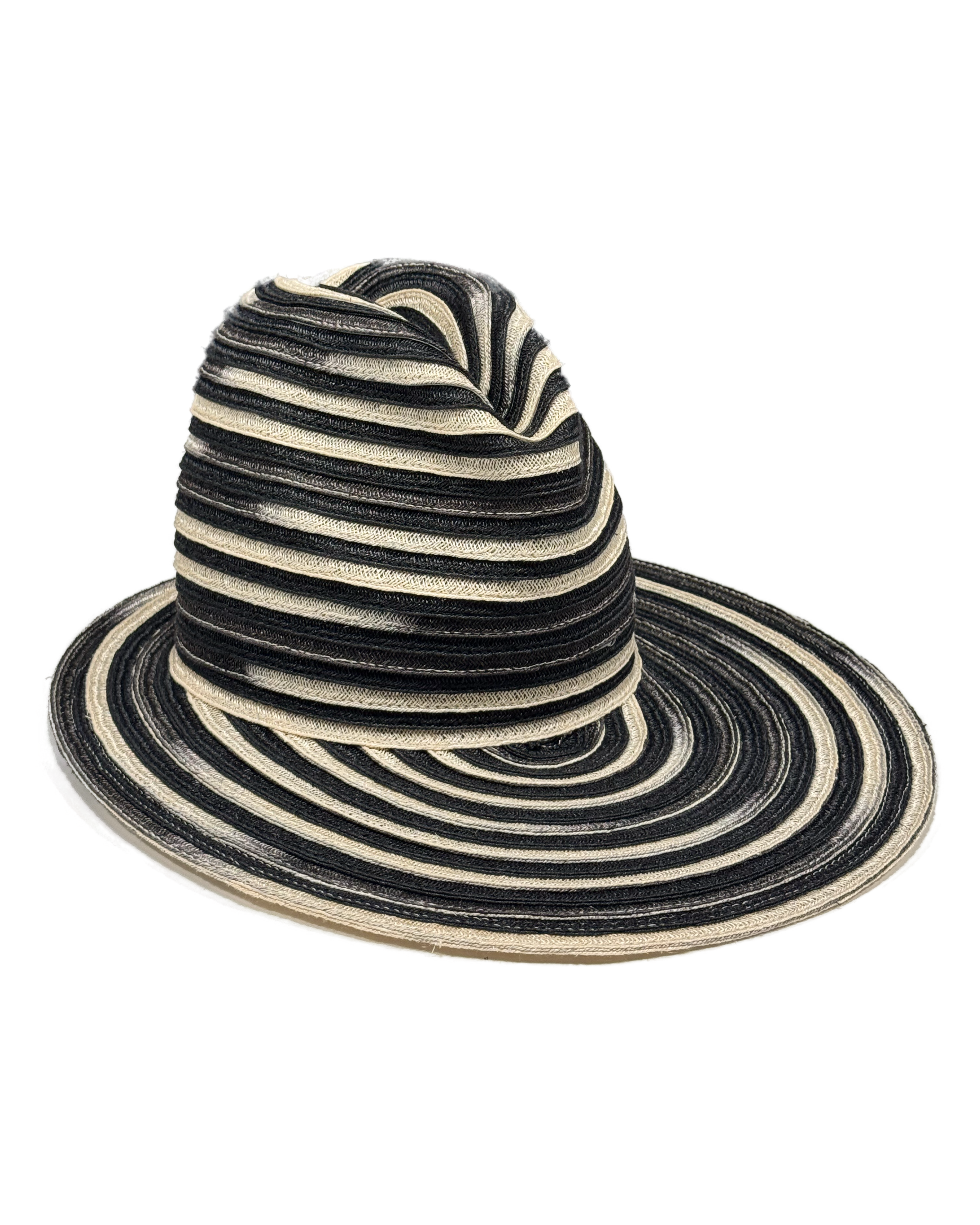EOS23 - YOKO LONGBILL FEDORA - EXT/SMALL