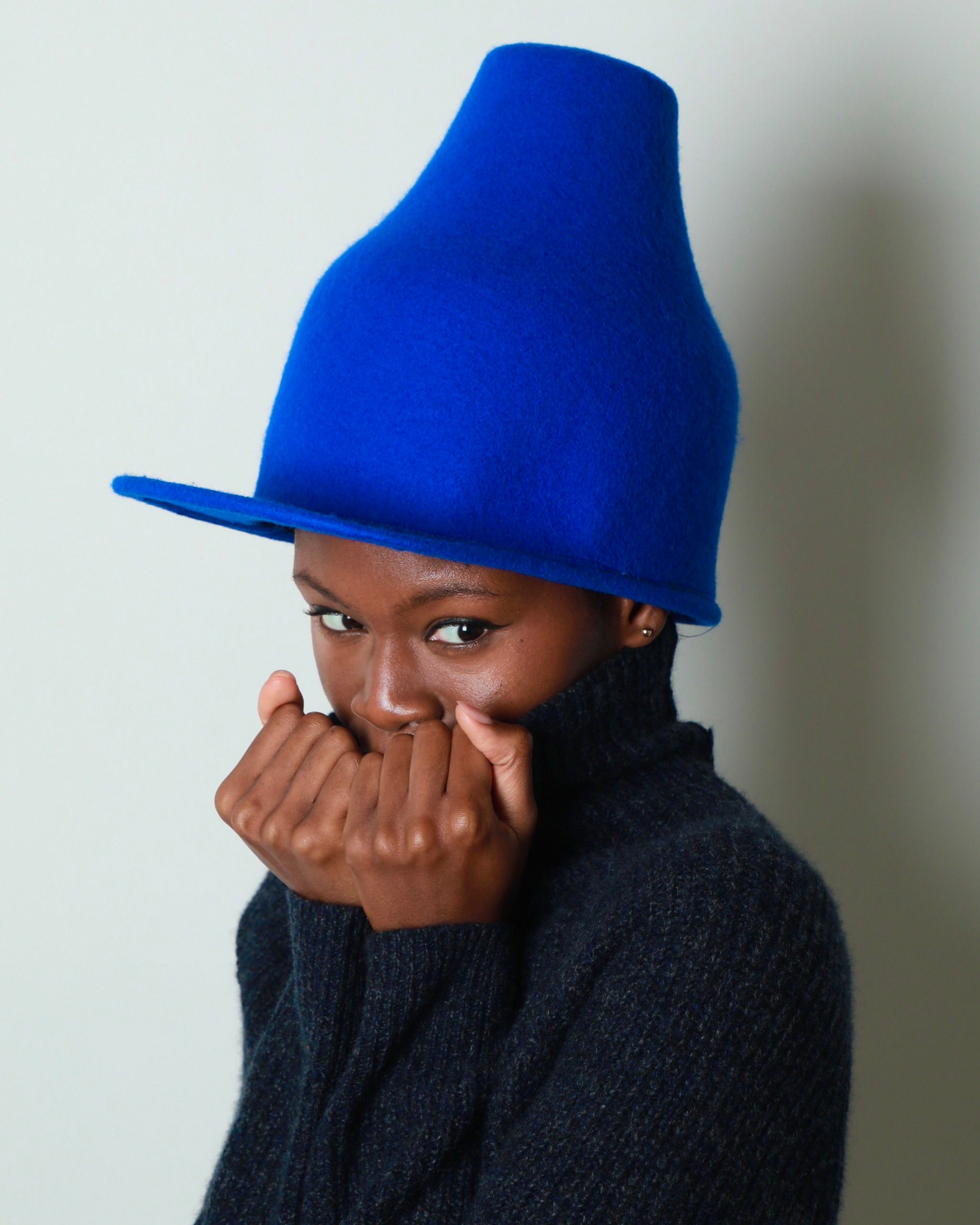 TALL CROWN FUNNEL CAP