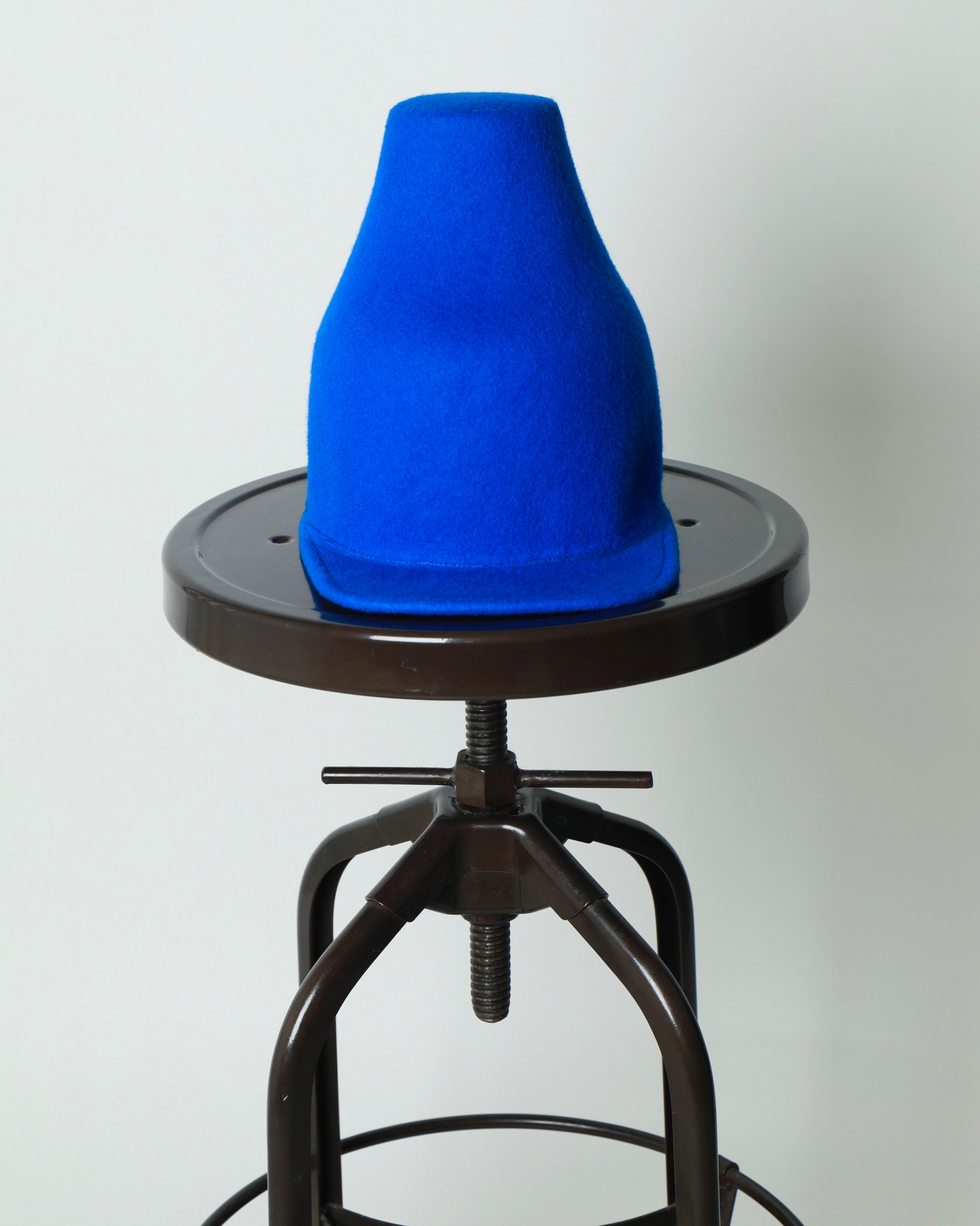 TALL CROWN FUNNEL CAP