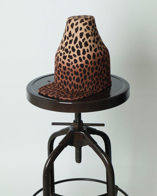 TALL CROWN FUNNEL CAP