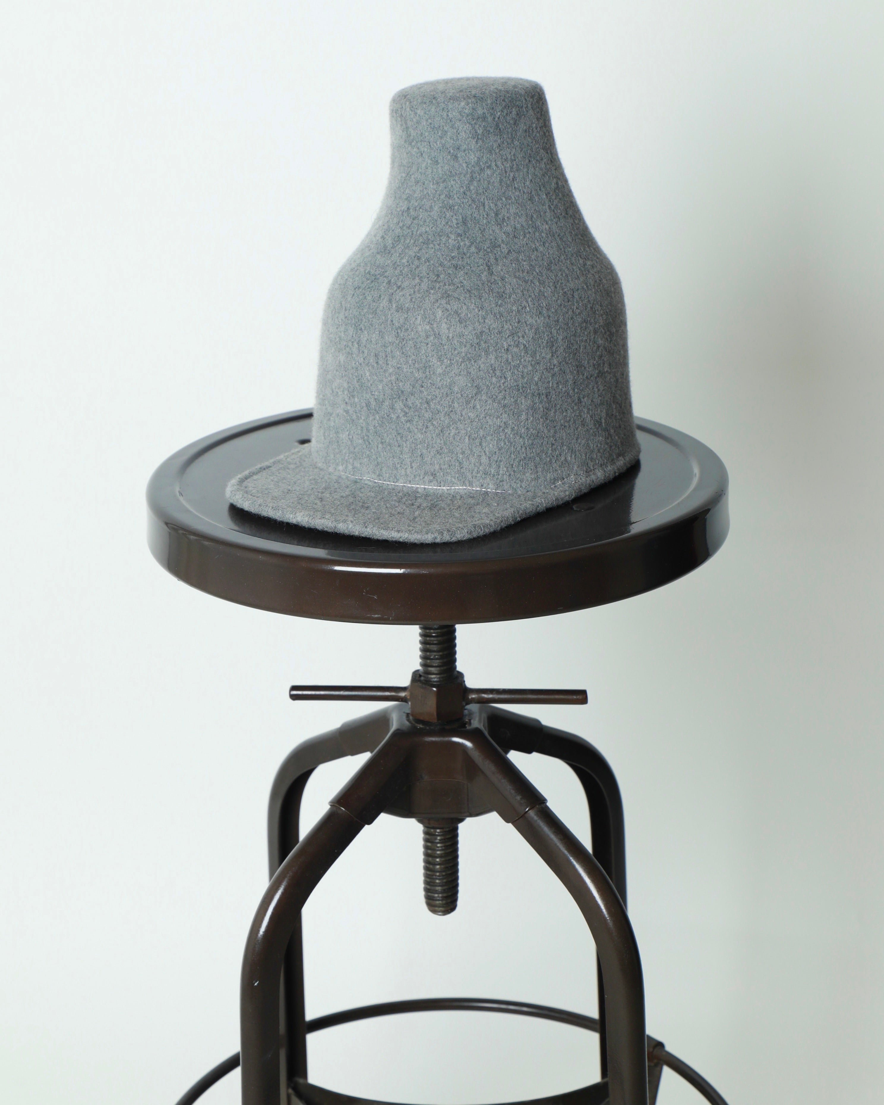 TALL CROWN FUNNEL CAP