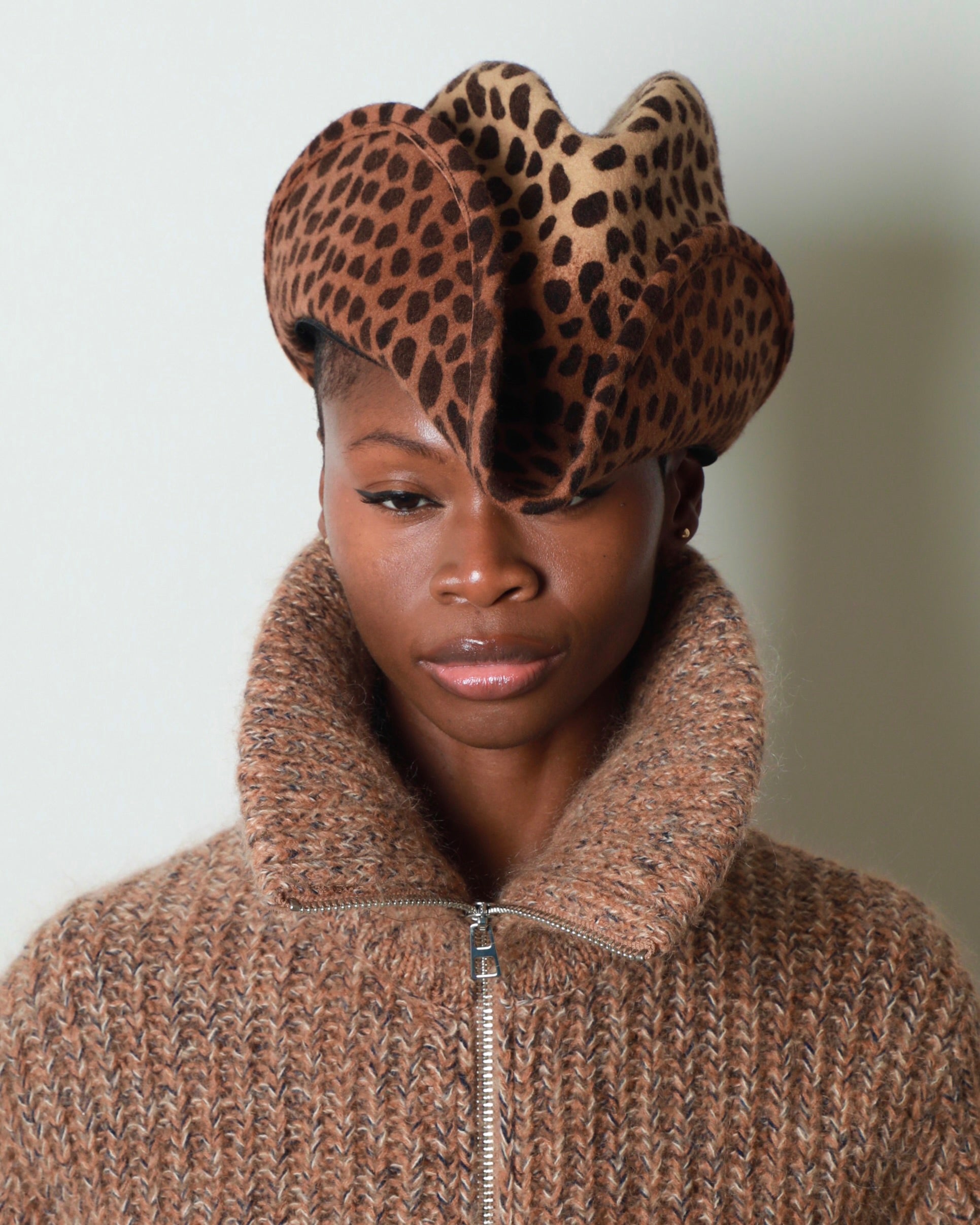 BACKLESS MINI WESTERN HAT