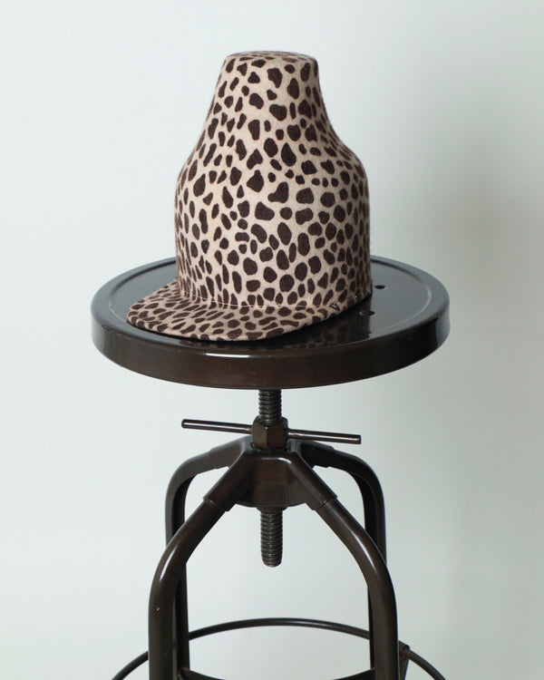 TALL CROWN FUNNEL CAP