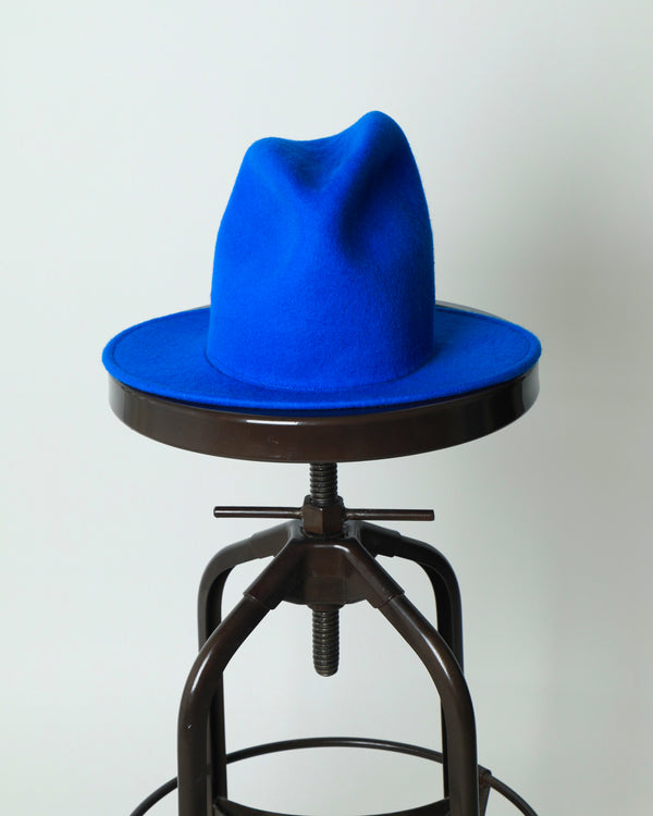YOKO OVAL BRIM HAT
