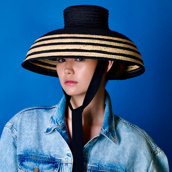 LAMSHADE HAT IN HEMP AND RAFFIA