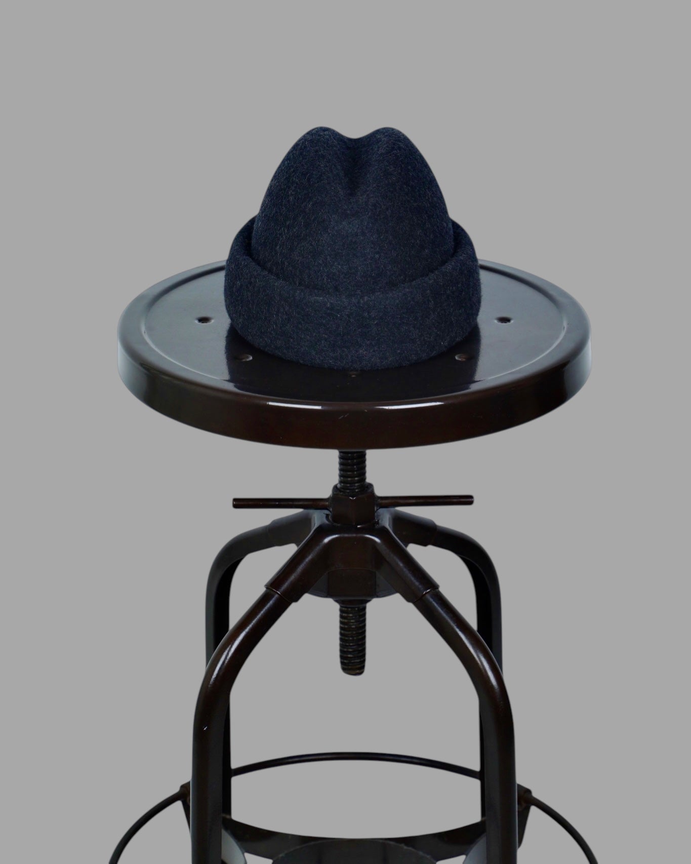 RUSSIAN CUFF HAT - DARK CHARCOAL - L/XL